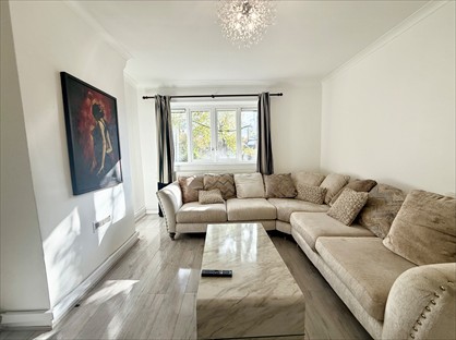 1 Bed Flat, Hume Court, N1