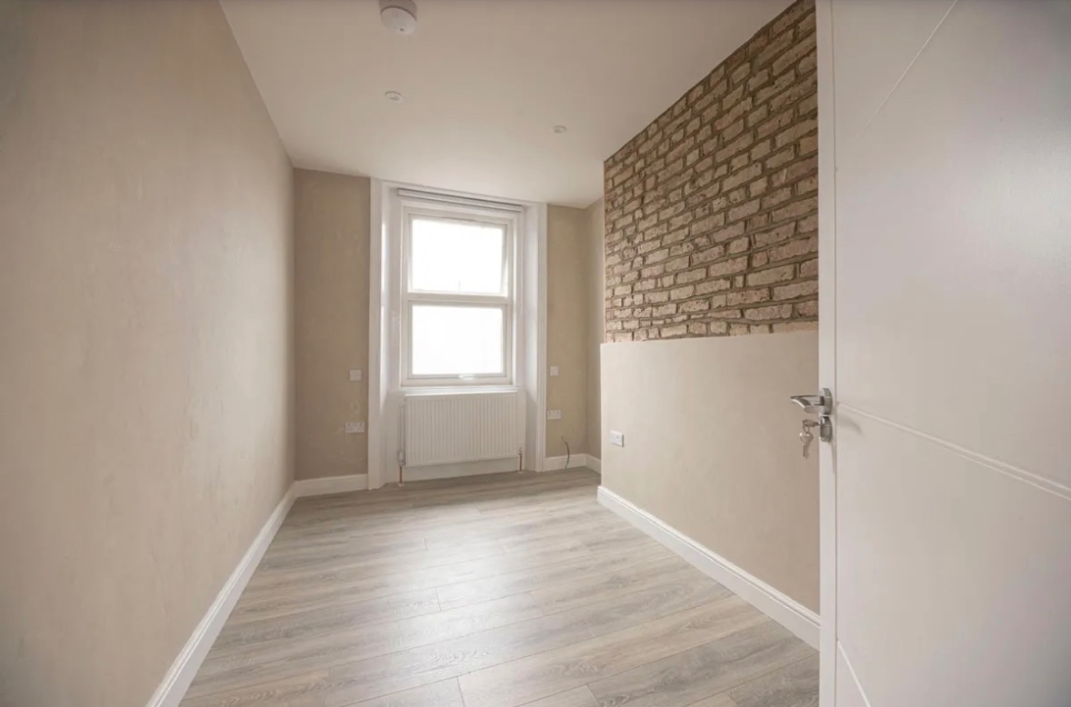 Room in a Shared Flat, Chapel Way, N7, N1 7GU