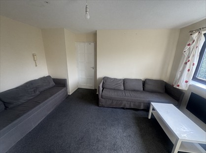 1 Bed Flat, Dehavilland Close, UB5