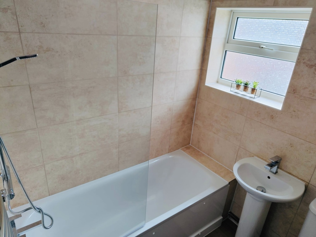 Additional image 8 of Room in a Shared Flat, Salford Road, OX3, N1 7GU