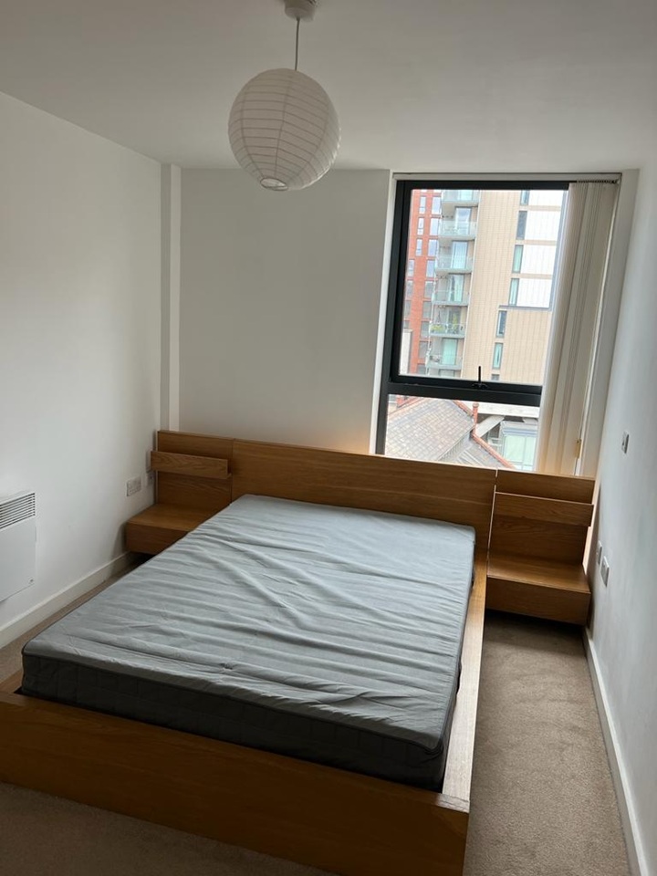 1 Bed Flat, Quebec Building, M3 photo 3