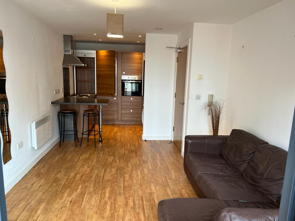 1 Bed Flat, Quebec Building, M3 photo 5