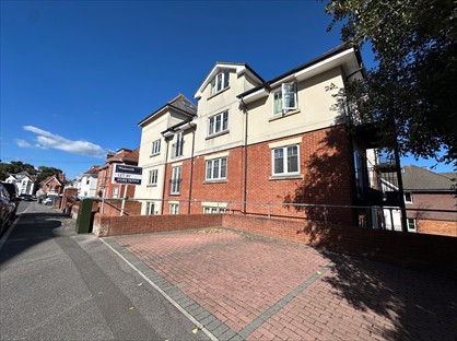 2 Bed Flat, Haven View, BH4