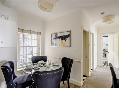 2 Bed Flat, Pelham Court, SW3