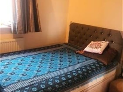 Room in a Shared House, Saint Helier Avenue, SM4