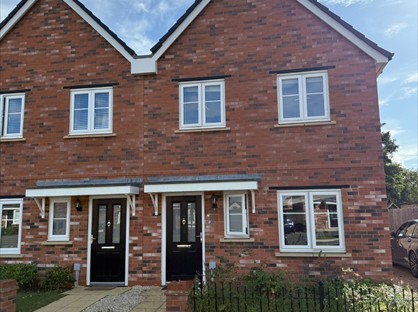 3 Bed Semi-Detached House, Sparrowhawk Crescent, NN4