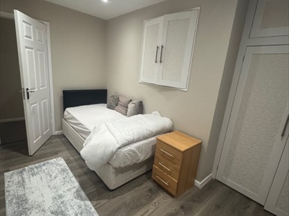 Room in a Shared House, Cavendish Close, UB4