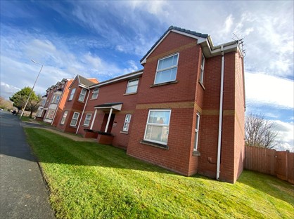 2 Bed Flat, Crow Lane West, WA12