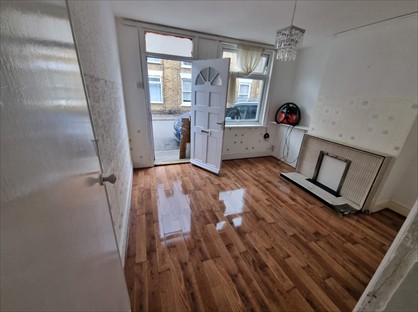 3 Bed Terraced House, Vergette Street, PE1