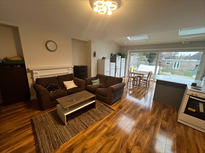 Room in a Shared House, Norbury Hill, SW16
