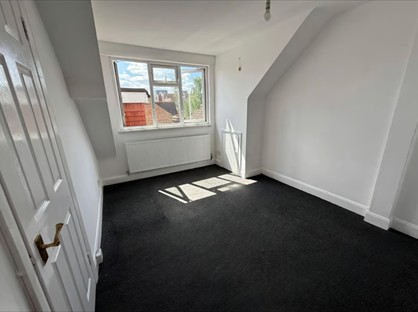 2 Bed Flat, Christchurch Avenue, HA3