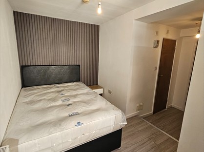 Room in a Shared House, Pinfold Street, WS10