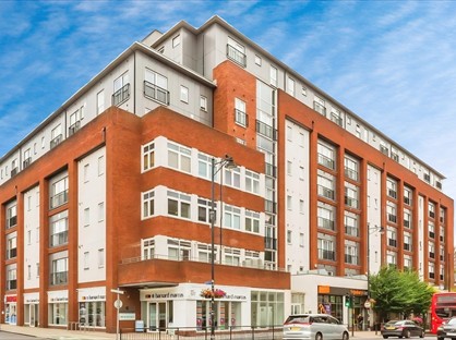1 Bed Flat, Canon Court, SM6