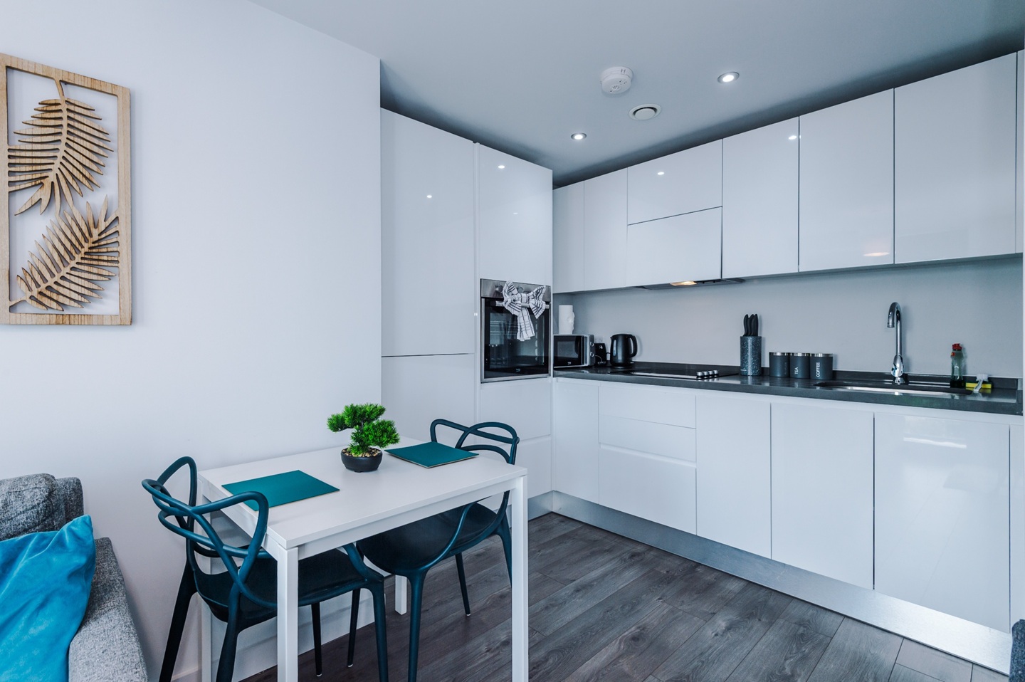 Additional image 6 of 2 Bed Flat, Neptune Place, L8, N1 7GU