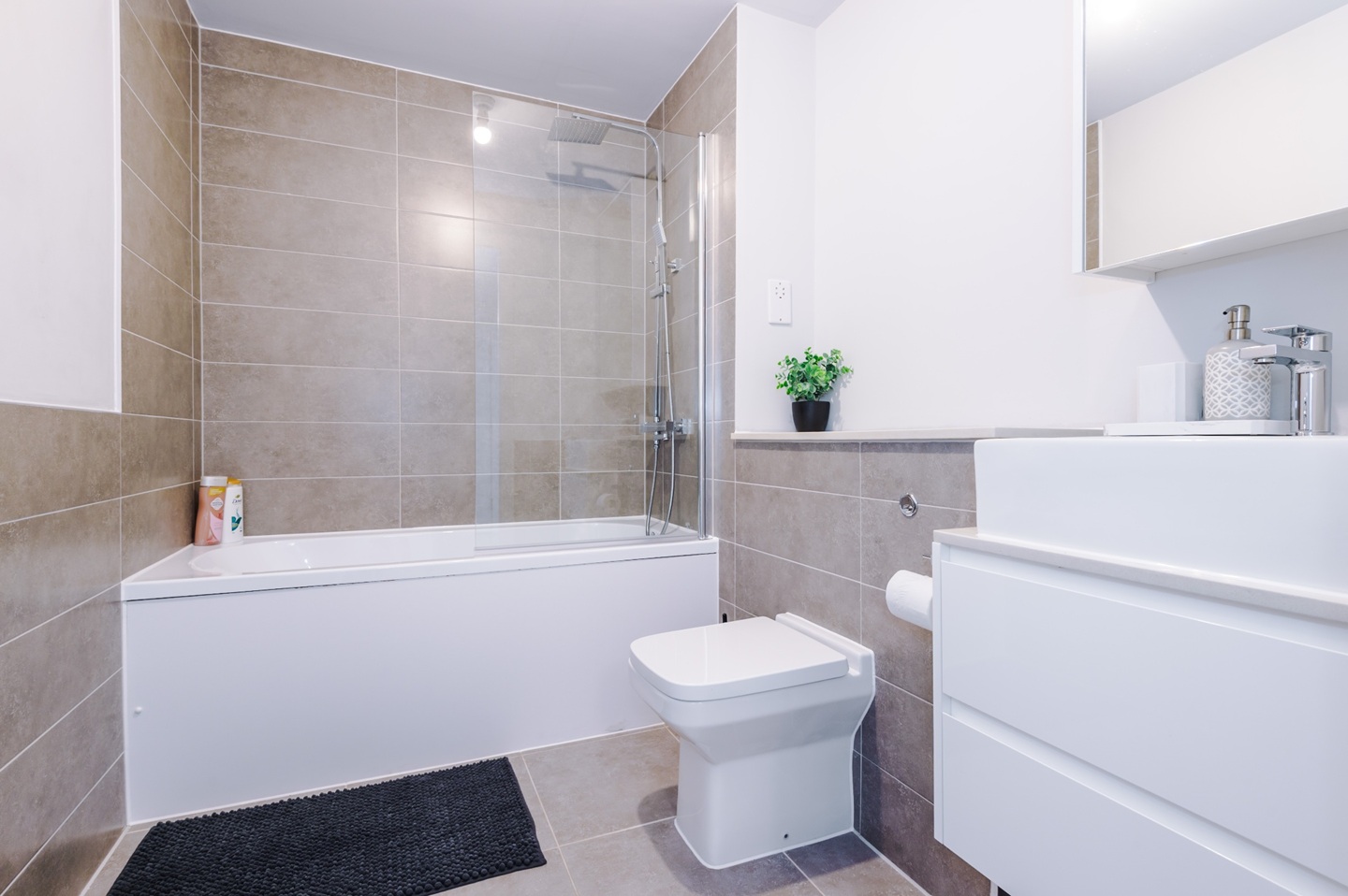 Additional image 11 of 2 Bed Flat, Neptune Place, L8, N1 7GU