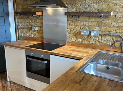 1 Bed Flat, Broadway West, SS9