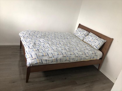 Room in a Shared House, Hurdlow Walk, M9