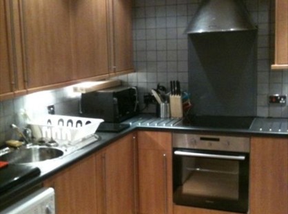 Room in a Shared Flat, Home Street, EH3