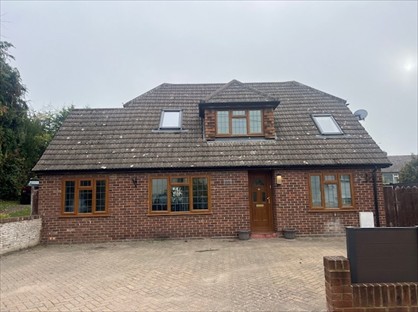 3 Bed Detached House, Newtown Road, GU47