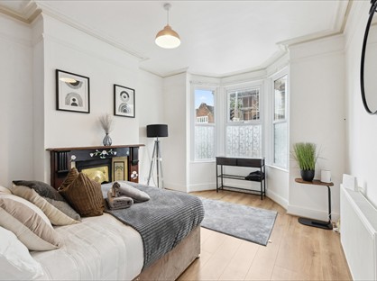 5 Bed Terraced House, Rainham Road, ME7