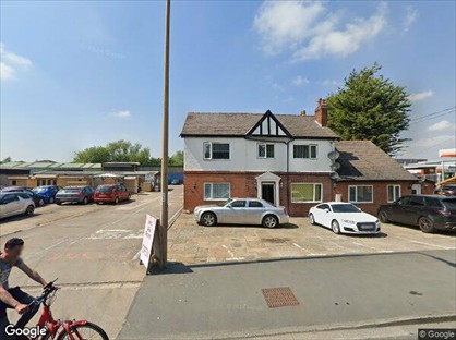 Studio Flat, Denby Dale Road, WF4