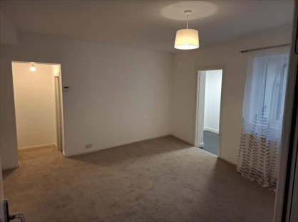 2 Bed Flat, Church Passage, EN5