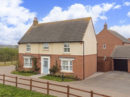 5 Bed Detached House, Wright Close, LE8