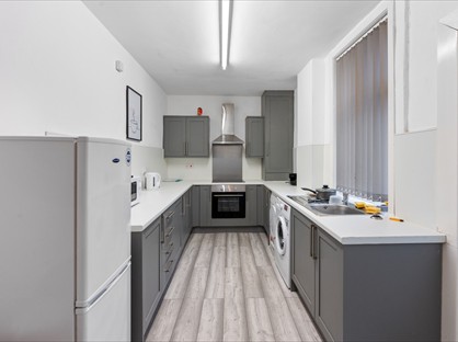 Room in a Shared House, Queen Street, CW1