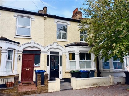 2 Bed Terraced House, Notson Road, SE25