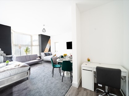 1 Bed Flat, Clarence Road, PO21