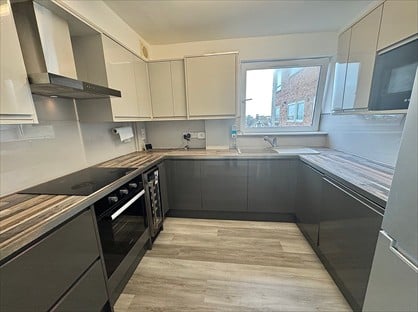 2 Bed Flat, Westbrooke Court, BN11