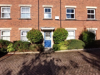 2 Bed Flat, Alma Wood Close, PR7