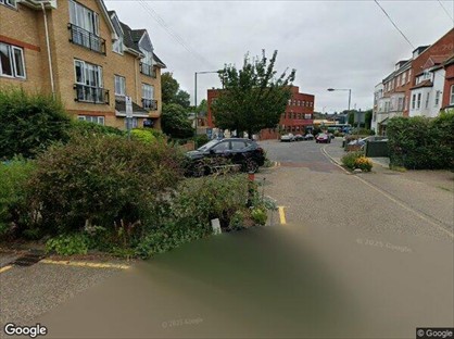 Room in a Shared House, Manorgate Road, KT2