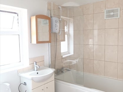 Room in a Shared House, George Lane, SE13