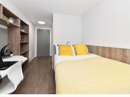 Room in a Shared Flat, Gorgie Road, EH11