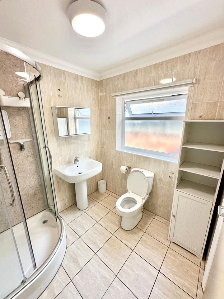 Coventry - 2 Bed Maisonette, Lower Ford Street, CV1 - To Rent Now for £ ...
