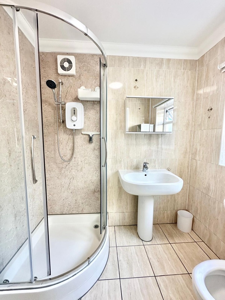 Coventry - 2 Bed Maisonette, Lower Ford Street, CV1 - To Rent Now for £ ...