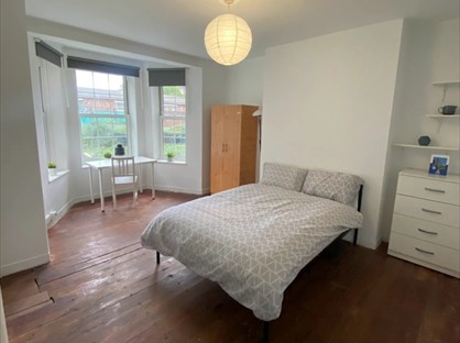 Room in a Shared Flat, Milstead House, E5
