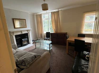 1 Bed Flat, Bean Road, DY2