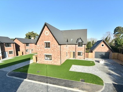 5 Bed Detached House, Orchid Meadows, IP28