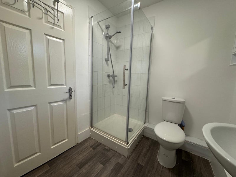 Additional image 5 of Room in a Shared House, Cedar Road, SO14, N1 7GU