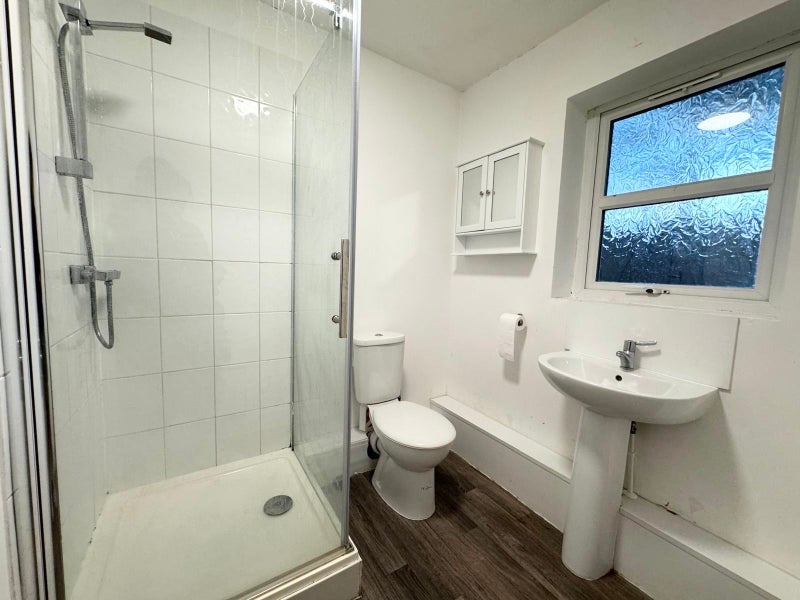 Additional image 4 of Room in a Shared House, Cedar Road, SO14, N1 7GU