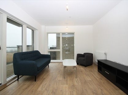 2 Bed Flat, Bawley Court, E16