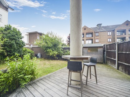 2 Bed Detached House, Francis Close, E14