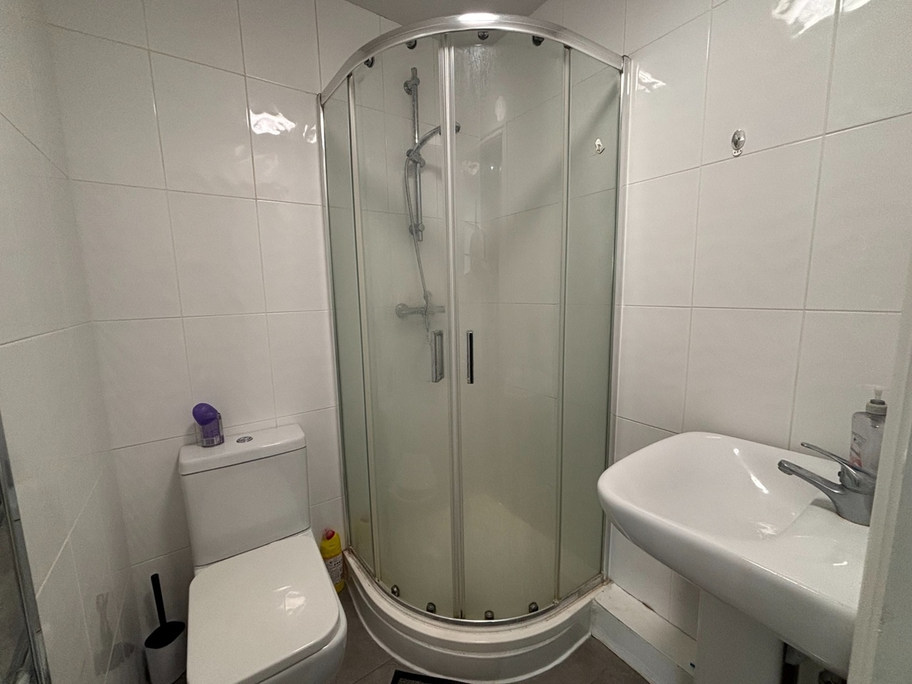 Doncaster - Studio Flat, Young Street, DN1 - To Rent Now for £525.00 p/m