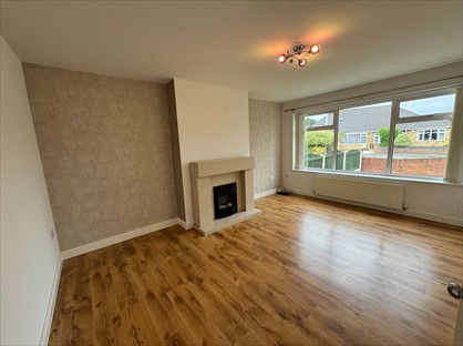 2 Bed Bungalow, Parkhill Crescent, DN3