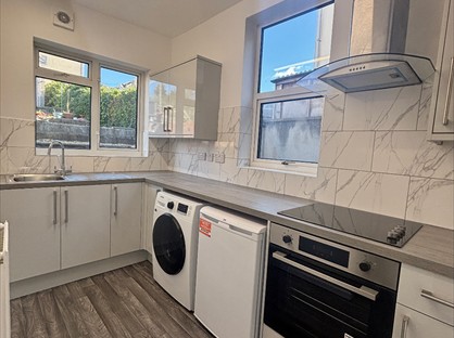 2 Bed Flat, Charlton Road, BS15