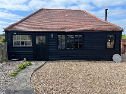 Studio Flat, Old Shaws Lane, CM3