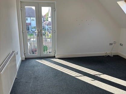 1 Bed Flat, Washington Road, KT4