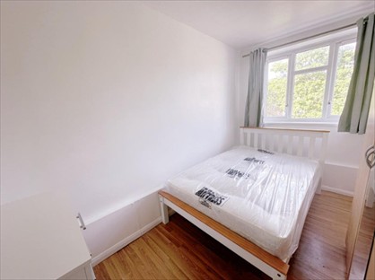 Room in a Shared Flat, Wharncliffe House, SW15